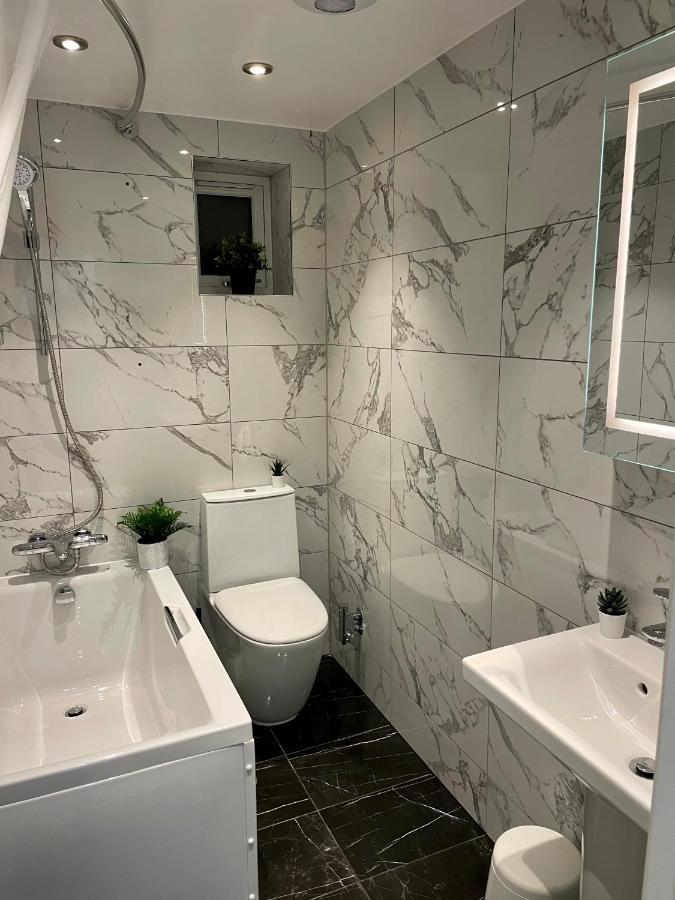 Smart/ Modern One Bedroom Flat Purley Esterno foto
